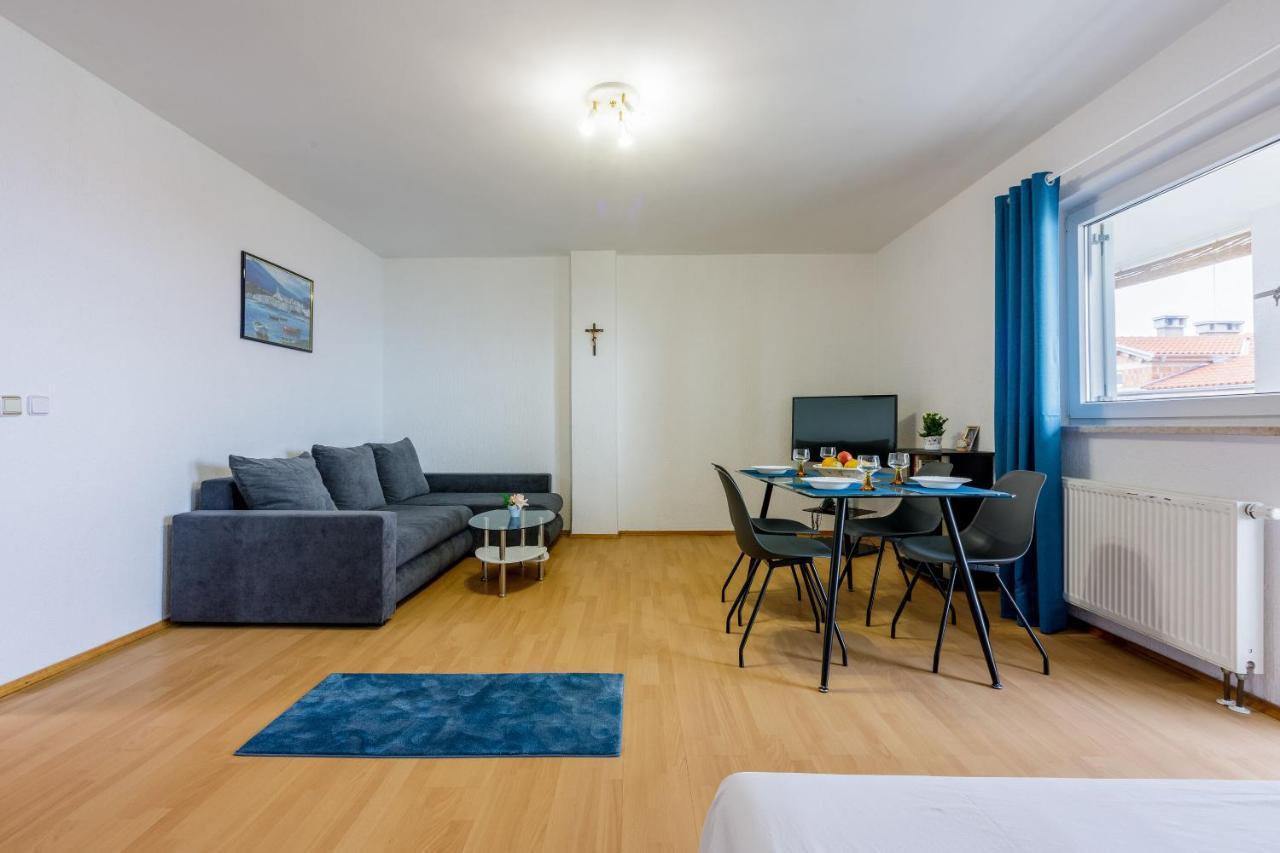 Apartments Anita Нови-Винодолски Экстерьер фото